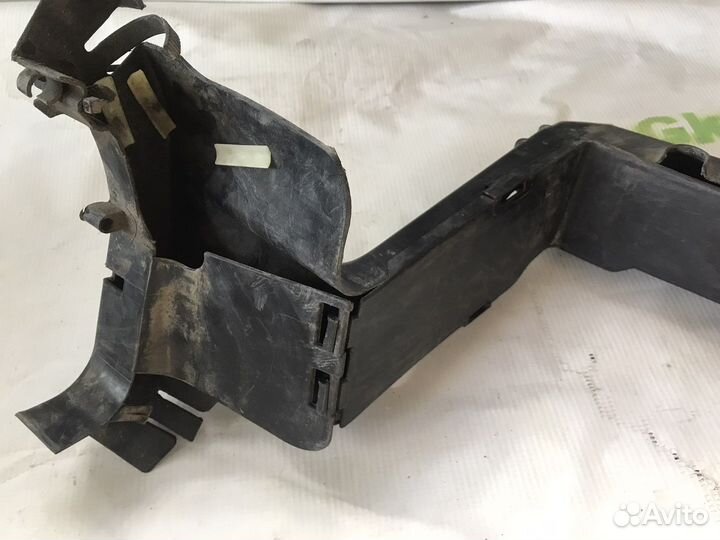 Канал для кабеля volkswagen golf mk4