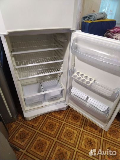 Холодильник бу