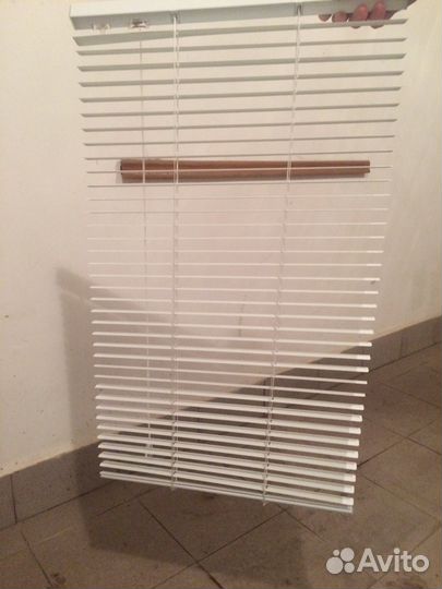 Жалюзи горизонтальные белые,металл, новые