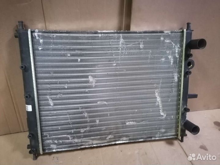 Радиатор охлаждения Fiat Bravo