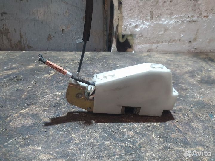 Замок двери задней правой Ford Mondeo I (1993—1996) 1, I, FD