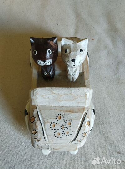 Деревянные коты