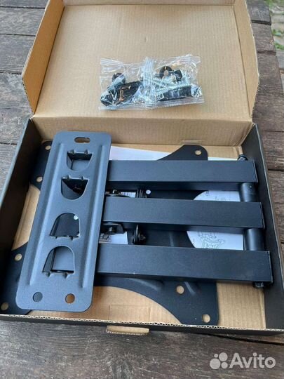 Кронштейн для телевизора