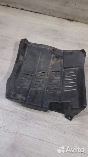 Подкрылок передний левый Lexus Rx-4