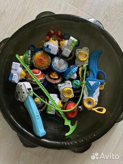 Волчки infiniti nado арена пускатели