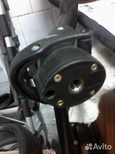 Крепление переднего колёса