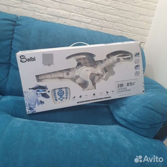 Игрушка робот динозавр