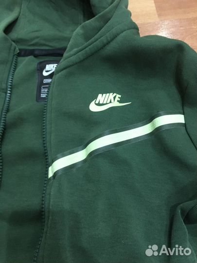 Nike tech fleece