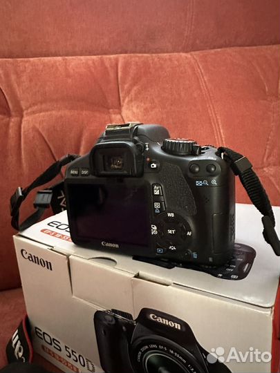 Зеркальный фотоаппарат canon eos 550d