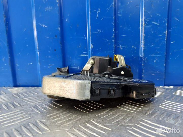 Замок передний левый Suzuki Grand Vitara 1 2008