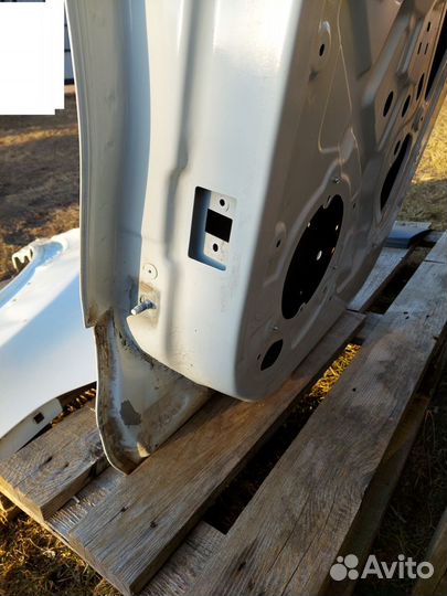 Рено Каптюр дверь правая