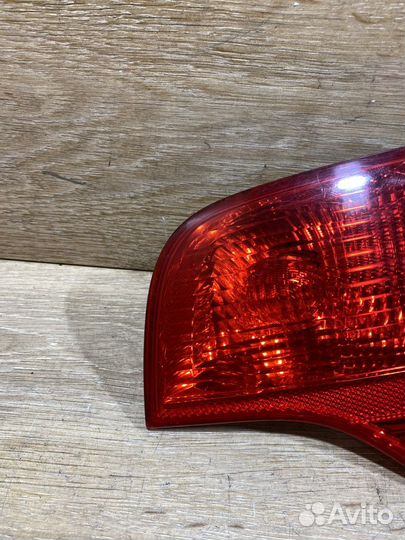 Фонарь задний правый Audi A4 B7 Арт. 110452