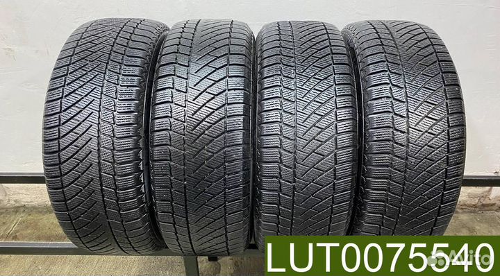 Continental ContiVikingContact 6 SUV 215/60 R16 104R