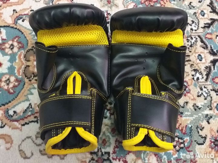 Боксерские перчатки детские