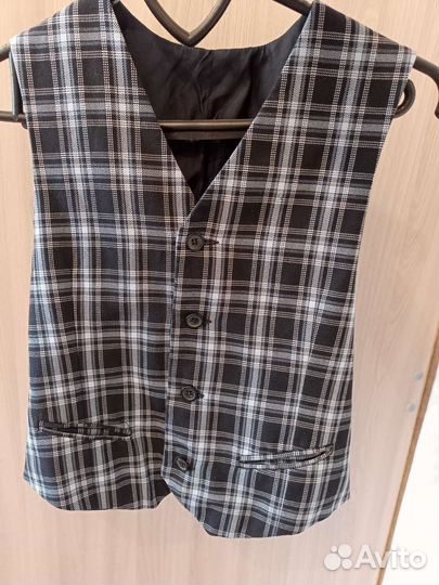 Жилетка для мальчика 140