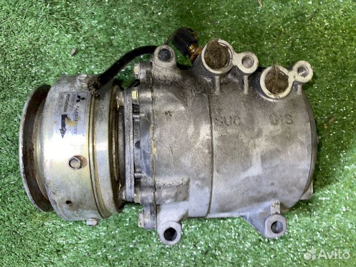 Компрессор кондиционера 4G63 Mitsubishi Galant E39