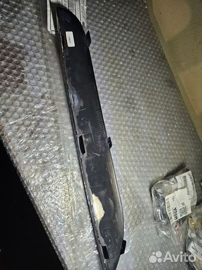 Молдинг переднего М бампера BMW F01 F02 5111809932