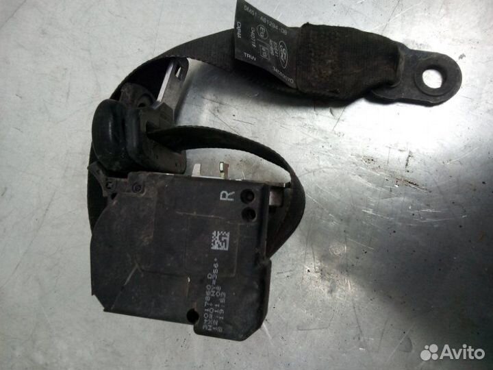 Ремень безопасности передний правый Ford Focus 2