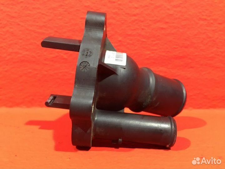 Корпус термостата Ford Mondeo 3 chba 2004