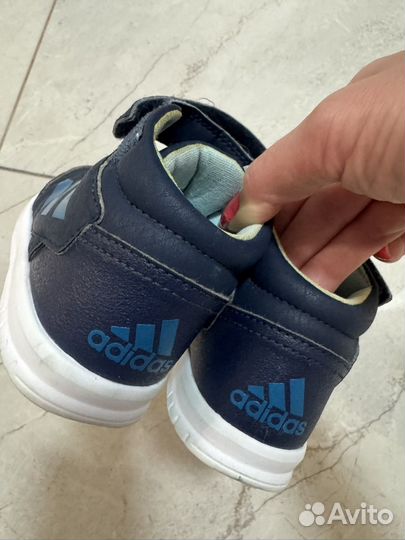 Ботинки детские adidas 23