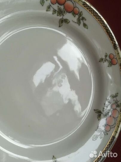 Тарелка Ягодки Дулево Чайная пара Молочник