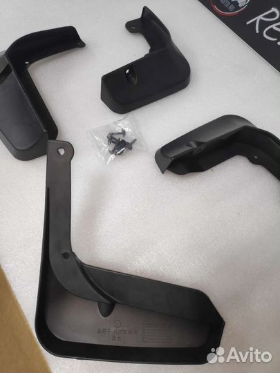 Брызговики комплект Camry V55 14-17 год