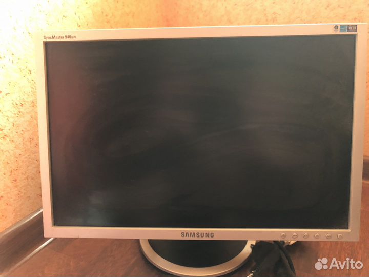 Монитор Samsung