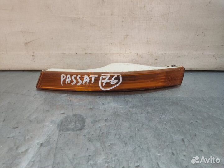 Поворотник левый Volkswagen Passat B6 BSE 2007