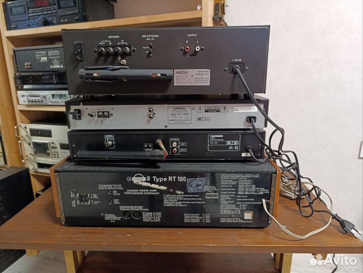 Тюнер grundig RT100 Wega JPS 351T4 Telefunken HT87