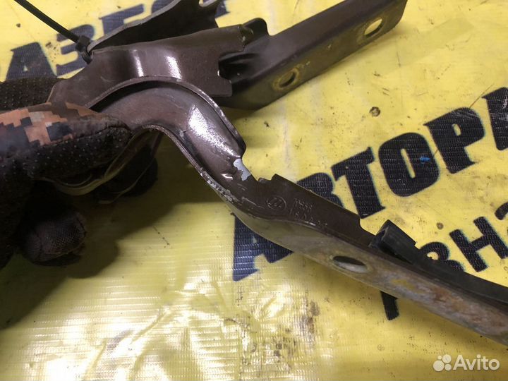 Петля капота Lifan Solano