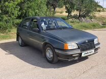 Opel Kadett 1.5 MT, 1985, 88 493 км, с пробегом, цена 170 000 руб.