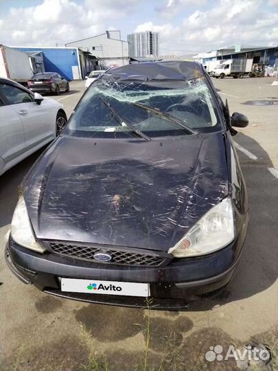 Ford Focus 1.8 МТ, 2003, битый, 176 000 км