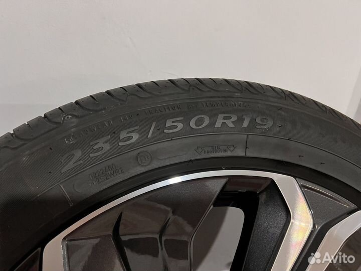 Goodyear EfficientGrip SUV 235/50 R19