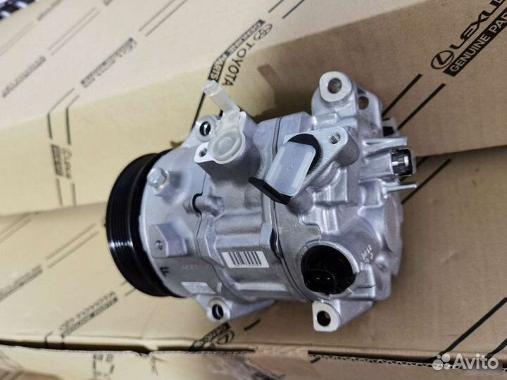 Компрессор кондиционера Toyota Camry 70