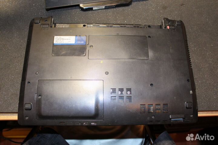 Ноутбук на запчасти