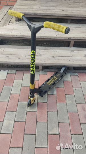 Трюковой самокат