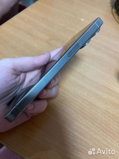 iPhone 15 Pro, 128 ГБ