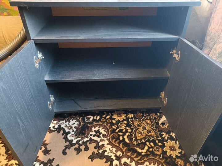 Тумбочка под телевизор бу
