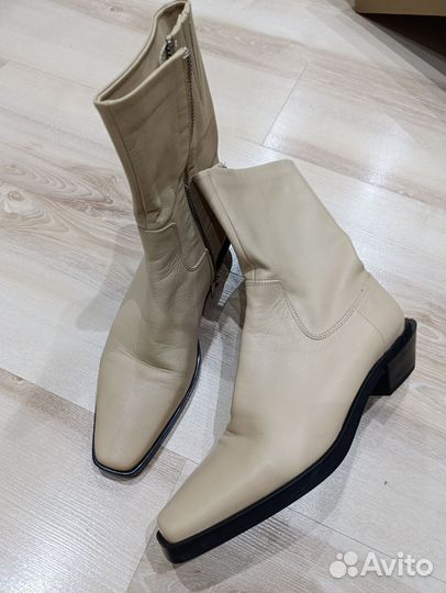 Казаки Zara кожаные 39