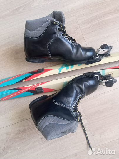 Лыжи беговые пластиковые