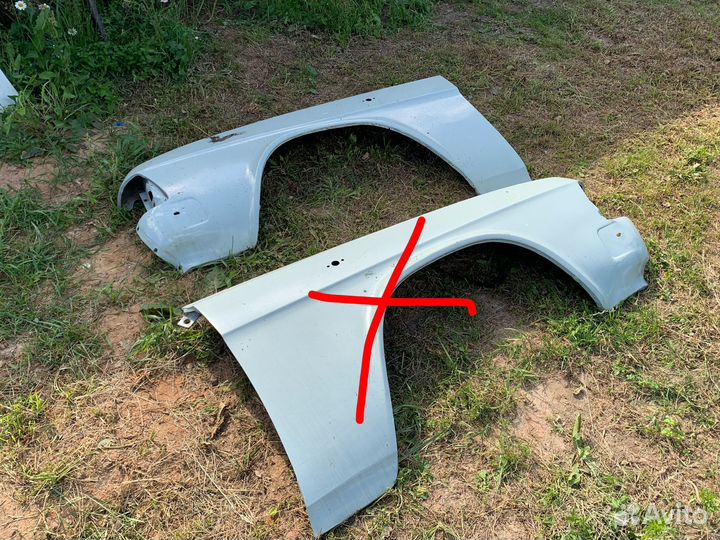 Переднее левое крыло газ 3102