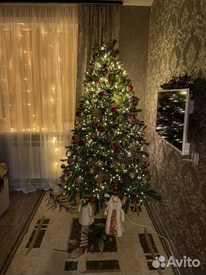 Елка искусственная