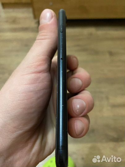 iPhone 7, 32 ГБ