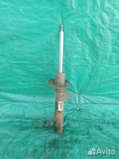 Амортизатор передний правый Ford Fusion 2002-2012