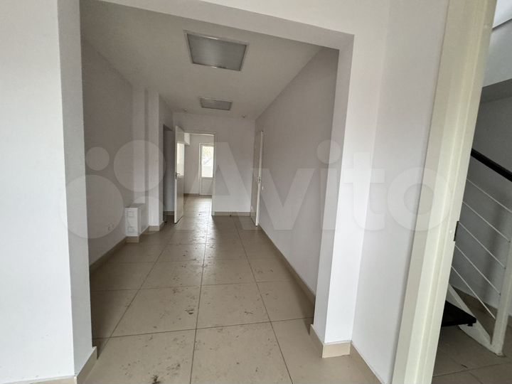 Двухуровневый офис, 73 м²