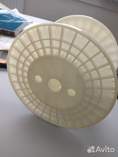 Катушка пластиковая пустая