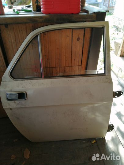 Комплект дверей на Волгу 2410