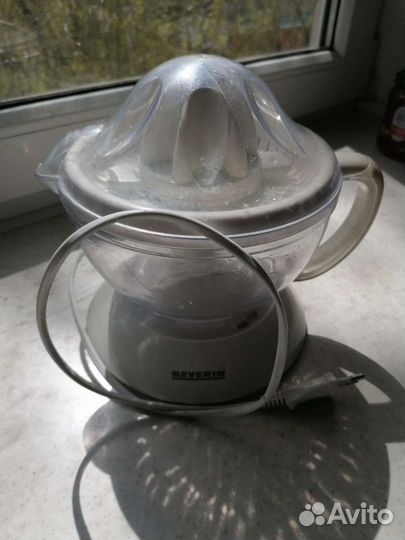 Соковыжималка для цитрусов