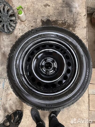 Bridgestone blizzak vrx 205 60 r16