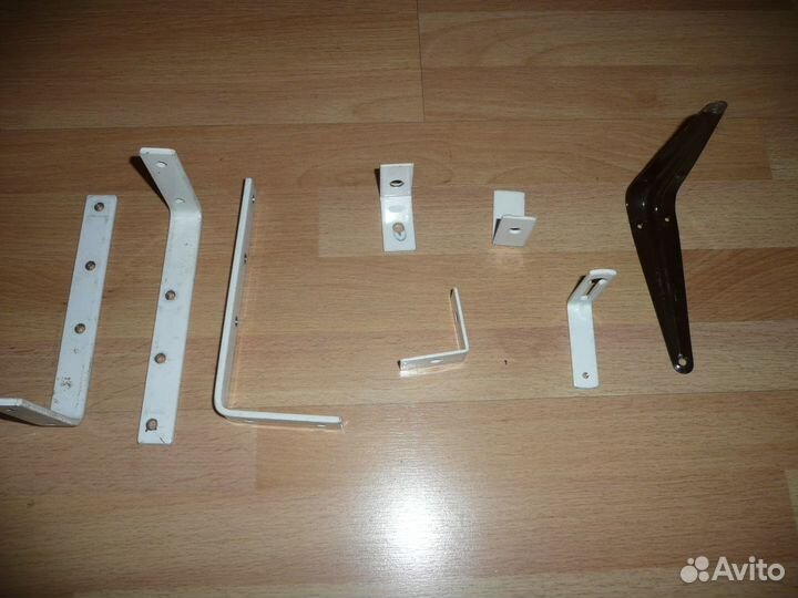 Кронштейны для полок, карнизов, жалюзи